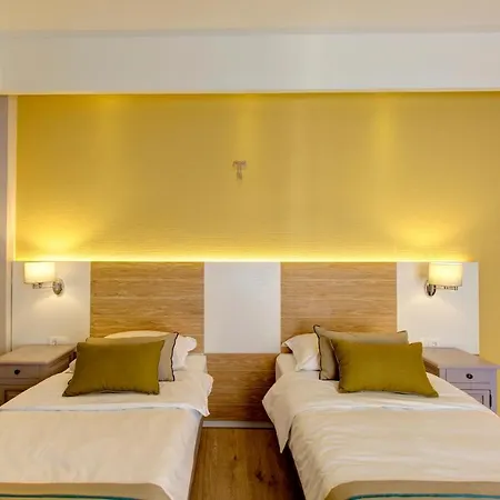 Regina Hotel